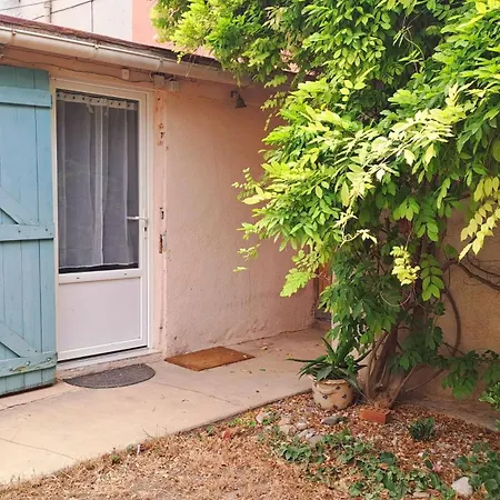 Jolie Maisonnette En Bord De Avec Jardin Μασσαλία